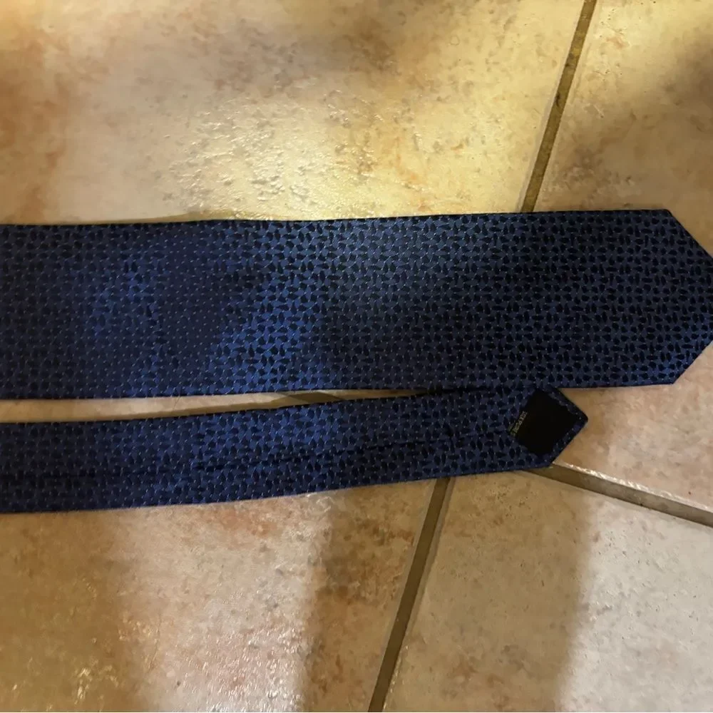 Yves saint Laurent Tie classic dress suit neck wear logo accessories necktie ysl